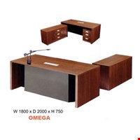 Meja Direktur Carrera Type Omega